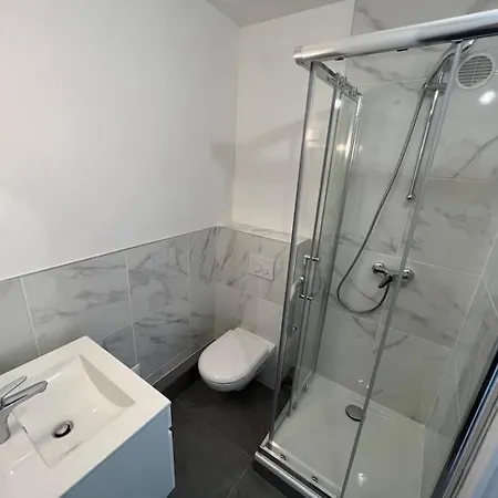 Apartment La Maradas, Studio Proche Du Rer A Pontoise