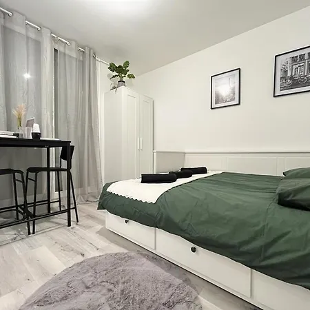 Apartment La Maradas, Studio Proche Du Rer A Pontoise